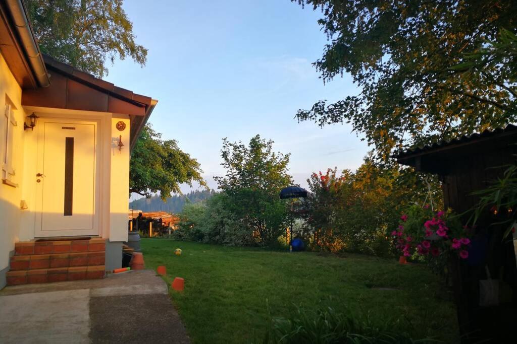 Charmantes Ferienhaeuschen Zwischen Muenchen Und Augsburg Ried  Екстериор снимка