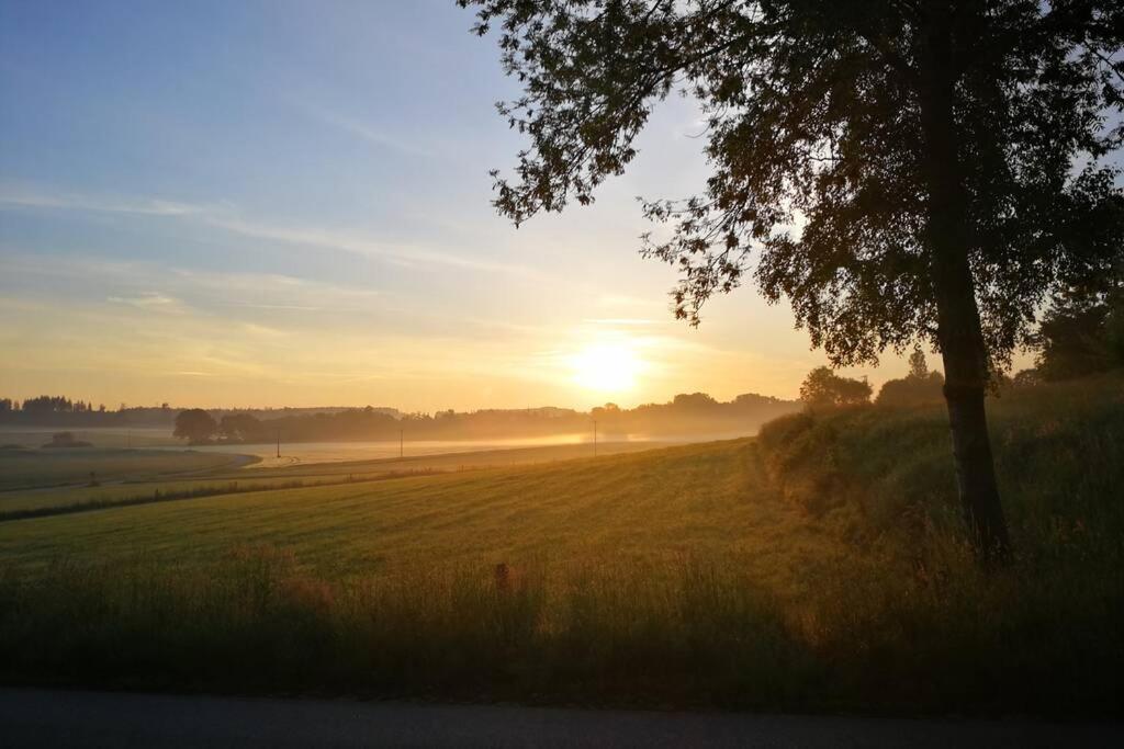 Charmantes Ferienhaeuschen Zwischen Muenchen Und Augsburg Ried  Екстериор снимка